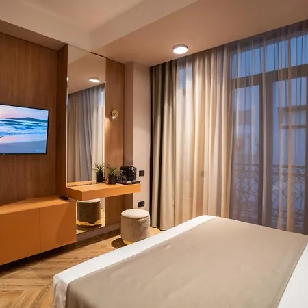 فندق Alnis Boutique 4*